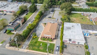 Plus de détails pour 504 Larkfield Rd, East Northport, NY - Local commercial à louer