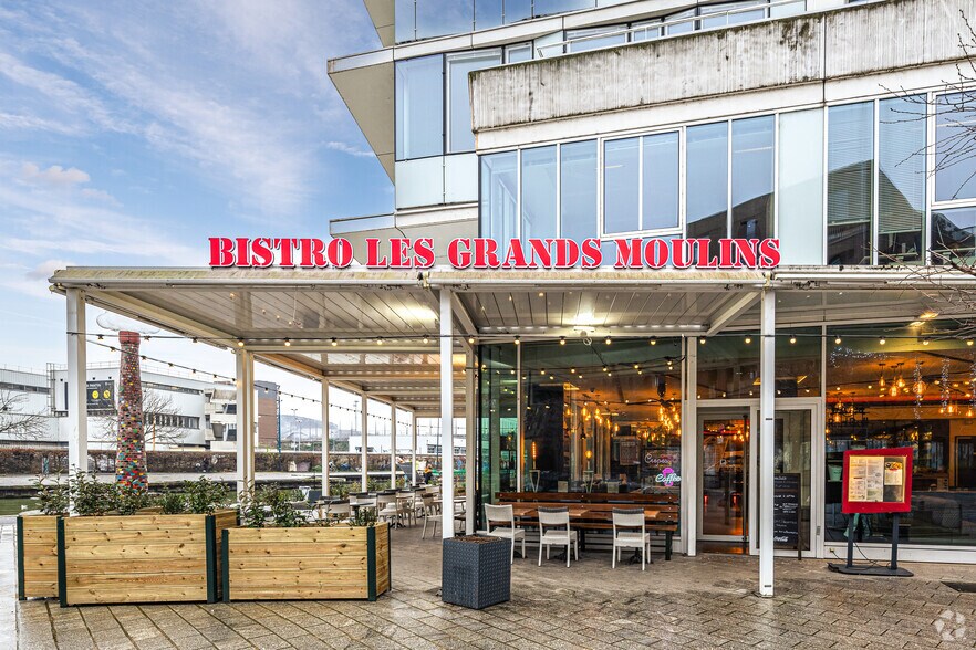 Bureau dans Pantin à louer - Photo de l’immeuble – Image 3 sur 3