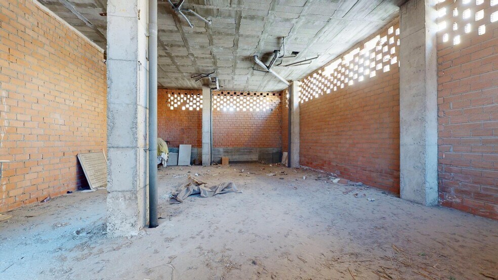 Local commercial dans Almería à vendre - Photo de l’immeuble – Image 3 sur 12