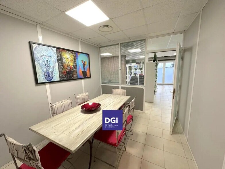 Local d’activités dans Bezouce à louer - Photo intérieure – Image 3 sur 5