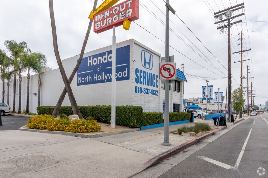 5838-5846 Lankershim Blvd, North Hollywood, CA à vendre - Photo de l’immeuble – Image 2 sur 6