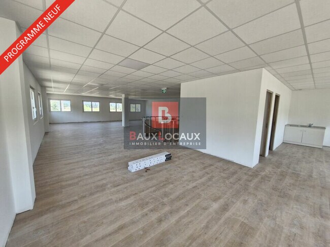 Plus de détails pour Bureau à louer