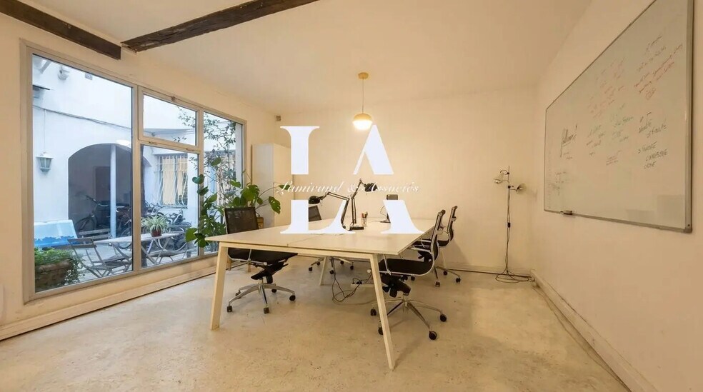 Bureau dans Paris à louer - Photo de l’immeuble – Image 2 sur 5