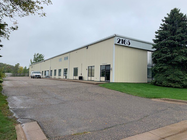 2165 Daniels St, Long Lake, MN à louer - Photo de l’immeuble – Image 3 sur 6