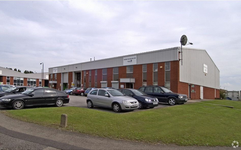 Linkmel Clos, Nottingham à louer - Photo de l’immeuble – Image 2 sur 5