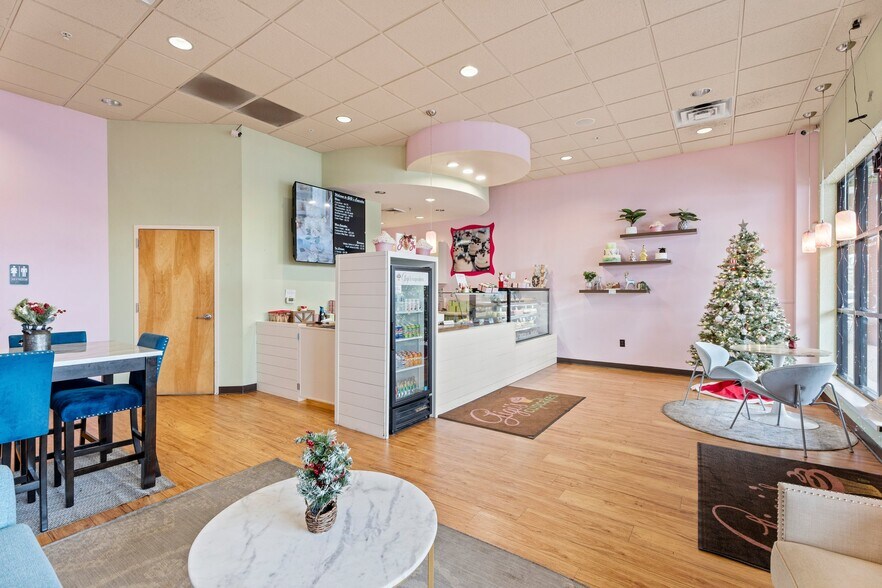 203 S Stratford Rd, Winston-Salem, NC à louer - Photo de l’immeuble – Image 3 sur 22