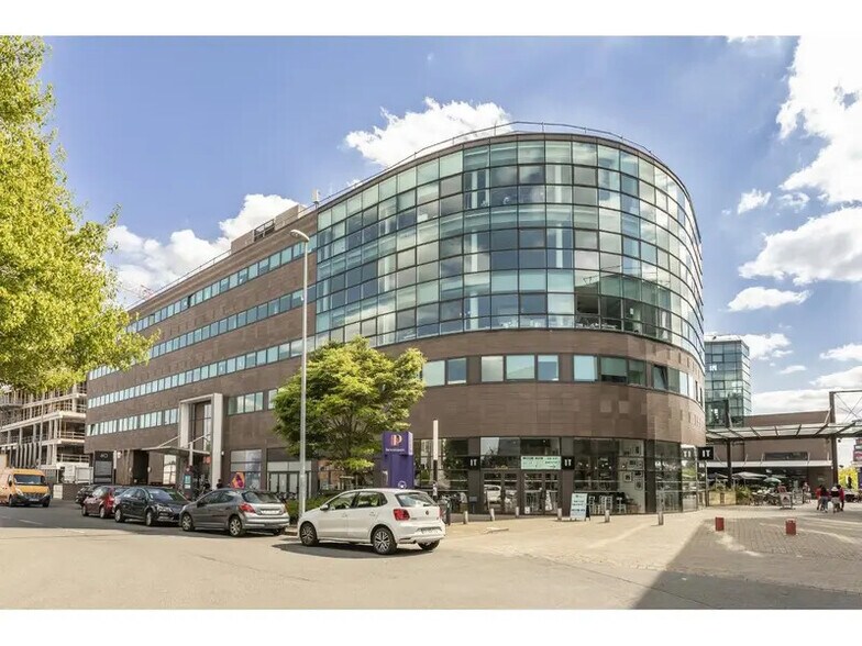 40 Rue De La Vague, Villeneuve-d'Ascq à louer - Photo de l’immeuble – Image 1 sur 13