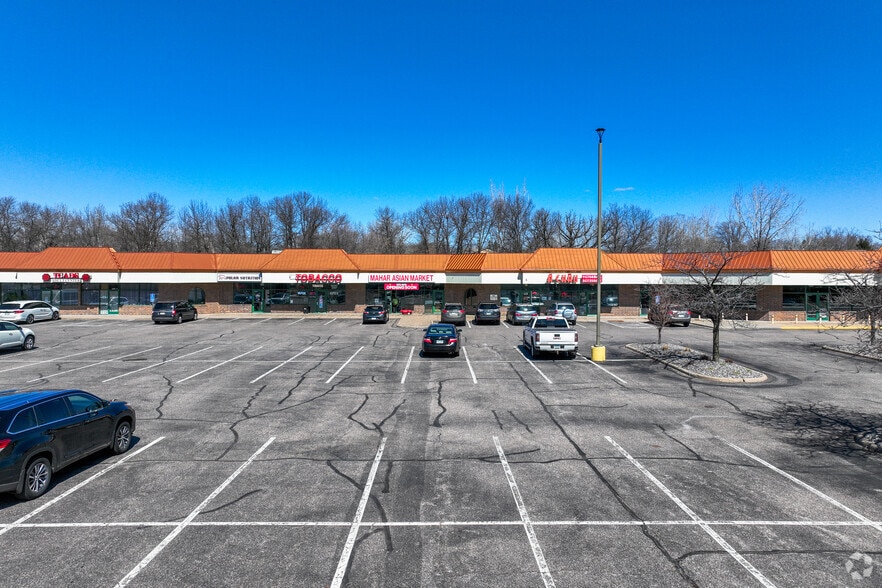 2231 E 11th Ave, Saint Paul, MN à louer - Photo de l’immeuble – Image 2 sur 5