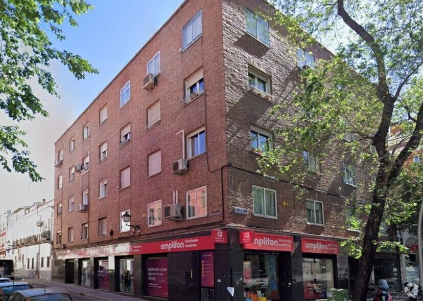 Immeuble residentiel dans Madrid, Madrid à vendre - Photo intérieure – Image 1 sur 1