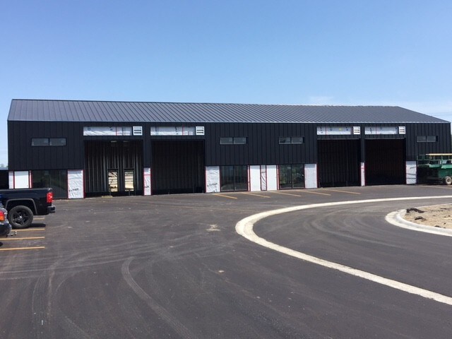 615 Mission St, Winnipeg, MB à louer Photo de l’immeuble– Image 1 sur 20