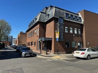 Plus de détails pour 5-7A Park St, Slough - Bureau à louer