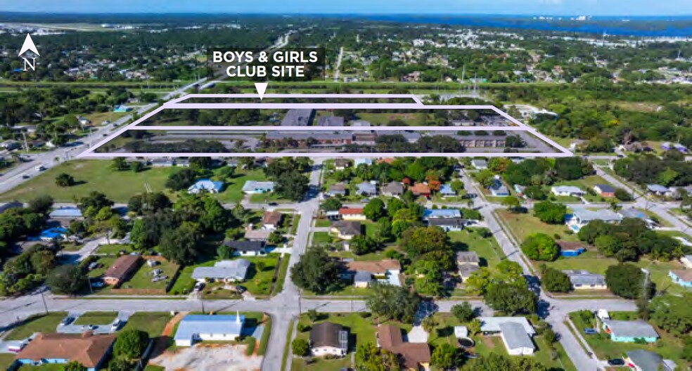 2202 Avenue Q, Fort Pierce, FL à vendre - Photo de l’immeuble – Image 2 sur 5