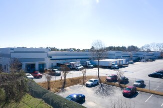 Plus de détails pour 3719 N Peachtree Rd, Chamblee, GA - Industriel/Logistique à louer