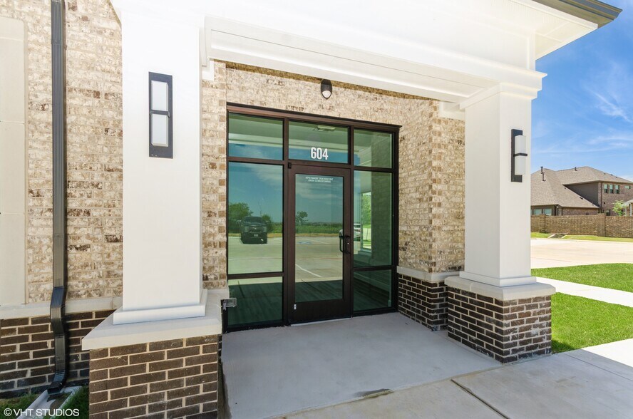 2120 Prairie Drive, Prosper, TX à vendre - Photo de l’immeuble – Image 2 sur 17