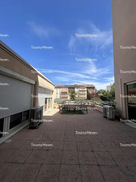 94 Avenue Des Minimes, Toulouse à vendre - Photo de l’immeuble – Image 3 sur 12