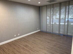 69844-69848 Highway 111, Rancho Mirage, CA à louer Photo intérieure– Image 2 sur 4