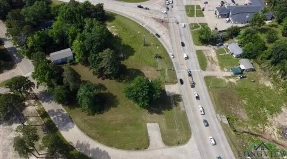 114 Bruce St, Gilmer, TX à vendre - Photo de l’immeuble – Image 3 sur 21