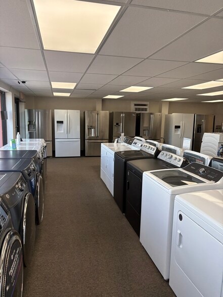 2371 S McCall Rd, Englewood, FL à vendre - Photo intérieure – Image 2 sur 19