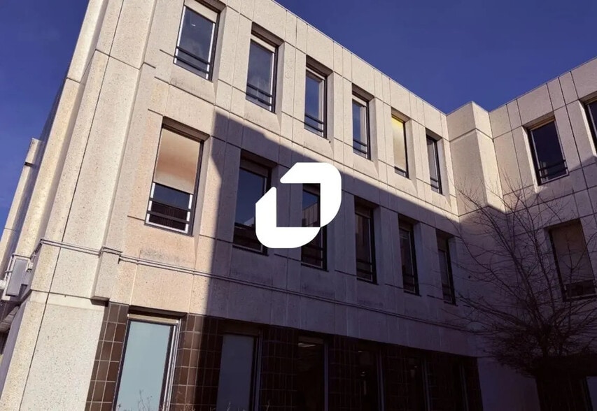 Bureau dans Meylan à louer - Photo de l’immeuble – Image 3 sur 7