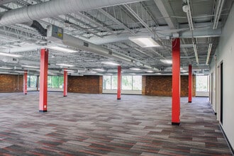 3040 Charlevoix Dr SE, Grand Rapids, MI à louer Photo intérieure– Image 1 sur 7