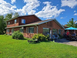 Plus de détails pour N4241 Boy Scout Dr, Campbellsport, WI - Local commercial à vendre