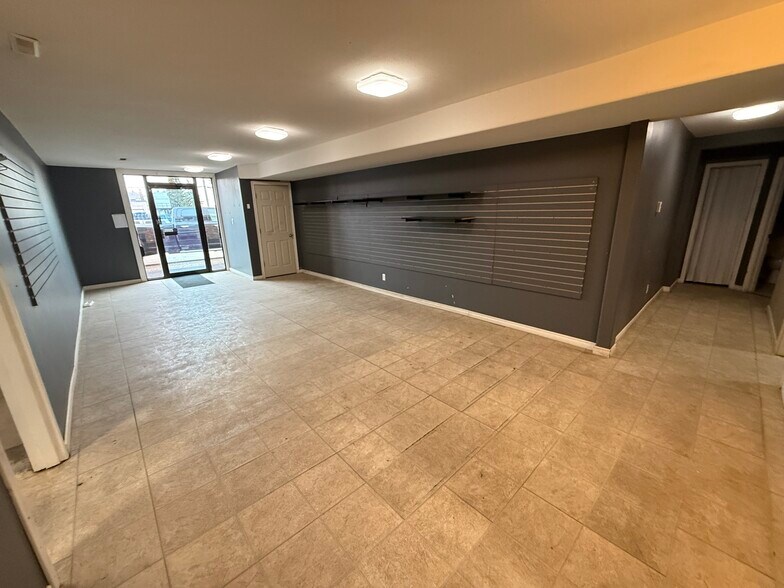 2213 2 Av N, Lethbridge, AB à louer - Photo de l’immeuble – Image 3 sur 12
