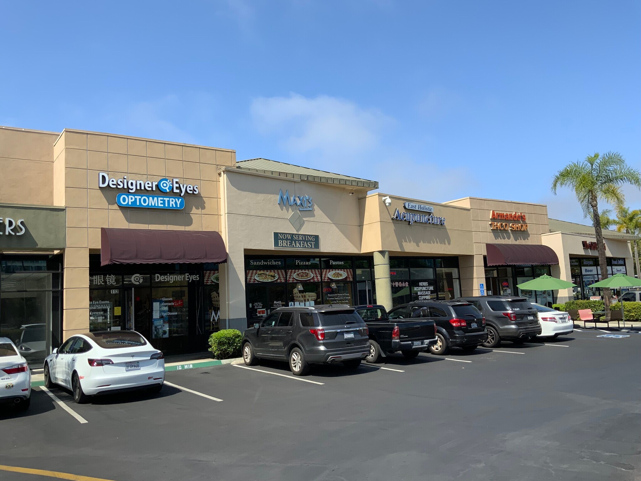 10066-10068 Pacific Heights Blvd, San Diego, CA à louer Photo de l’immeuble– Image 1 sur 8