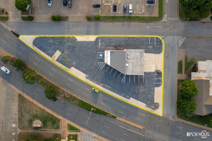 3500 Kemp Blvd, Wichita Falls, TX à vendre - Photo de l’immeuble – Image 1 sur 17