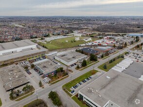 28 Automatic Rd, Brampton, ON - VUE AÉRIENNE  vue de carte
