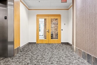 555 Legget Dr, Ottawa, ON à louer Photo intérieure– Image 1 sur 25