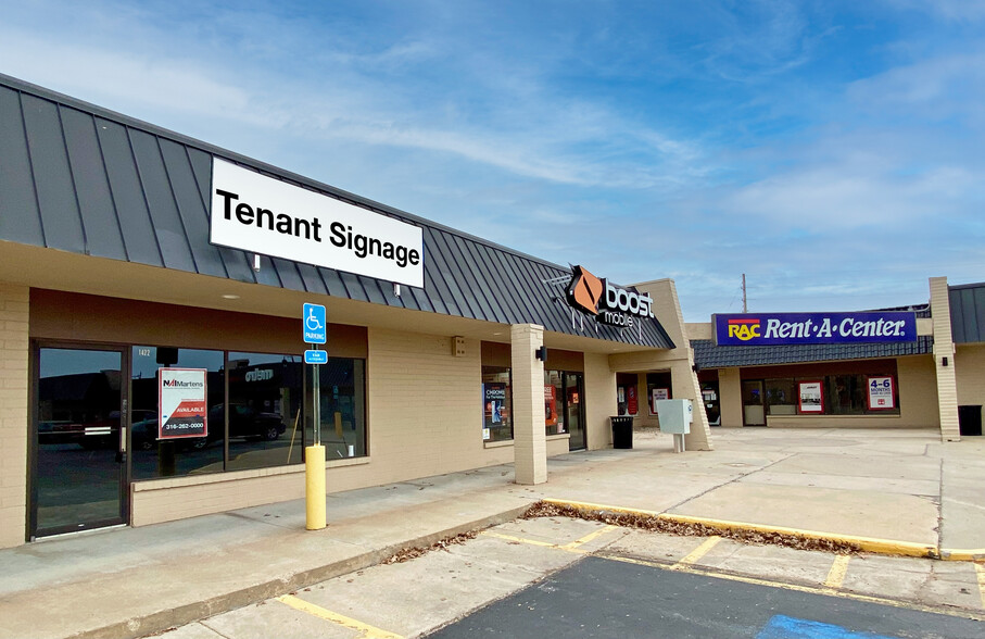 1312 Industrial Rd, Emporia, KS à louer - Photo de l’immeuble – Image 1 sur 9
