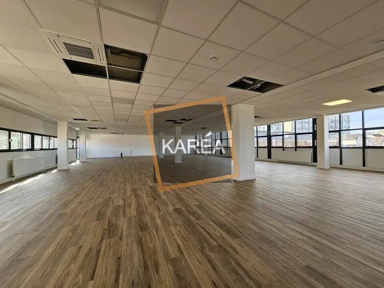 Bureau dans Champigny-sur-Marne à louer - Photo intérieure – Image 2 sur 5