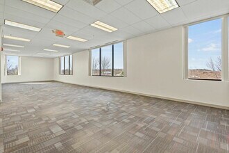 9645 Lincoln-Way Ln, Frankfort, IL à louer Photo intérieure– Image 2 sur 3