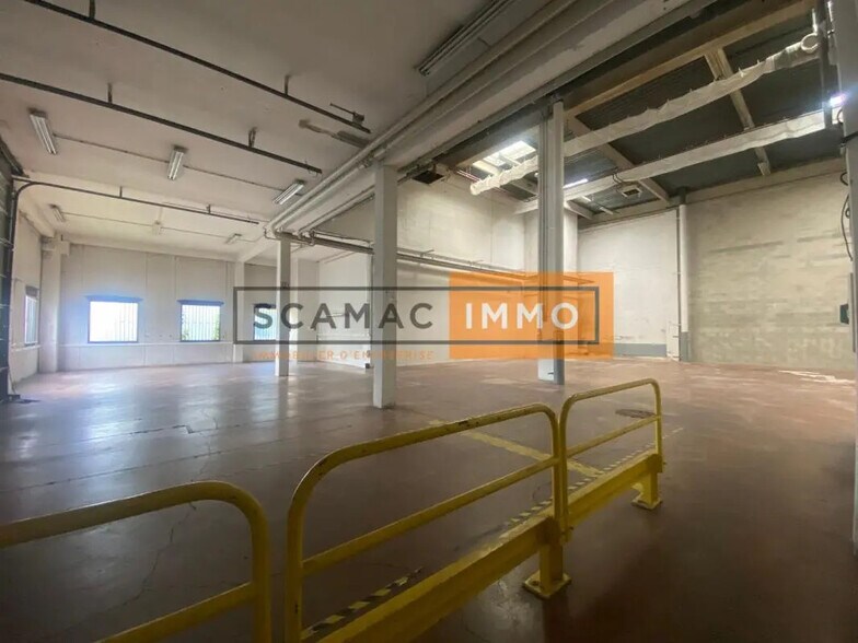 Industriel/Logistique dans Gennevilliers à louer - Photo de l’immeuble – Image 1 sur 5