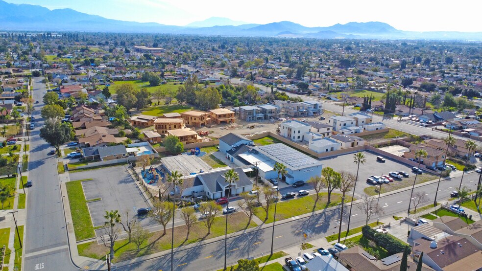 8833 Palmetto Ave, Fontana, CA à vendre - Photo principale – Image 1 sur 7