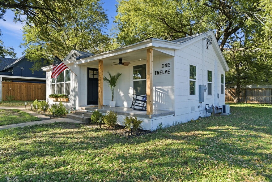 112 W Akard St, Weatherford, TX à vendre - Photo de l’immeuble – Image 2 sur 33