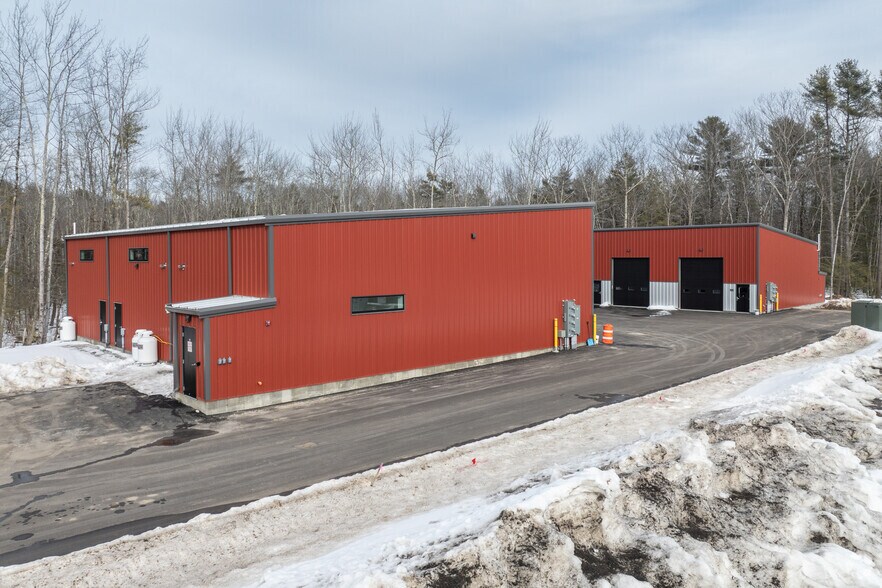 1248 Portland Rd, Arundel, ME à louer - Photo de l’immeuble – Image 2 sur 3