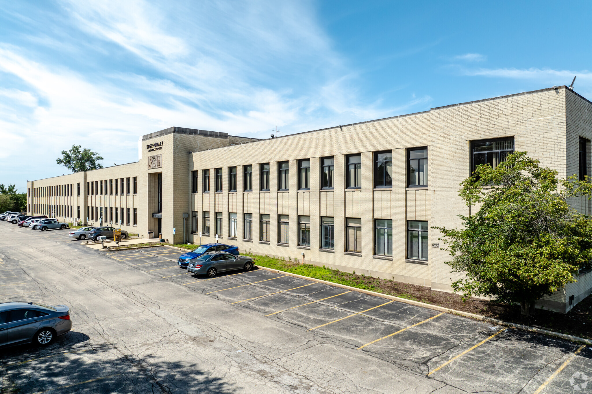 1100-1298 Saint Charles St, Elgin, IL à louer Photo de l’immeuble– Image 1 sur 5