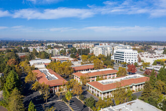 4966 El Camino Real, Los Altos, CA - VUE AÉRIENNE  vue de carte - Image1