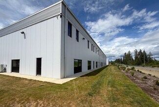 Plus de détails pour 2799 Beck Av, Courtenay, BC - Industriel/Logistique à louer