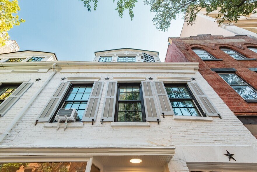 20 Christopher St, New York, NY à vendre - Photo de l’immeuble – Image 2 sur 22