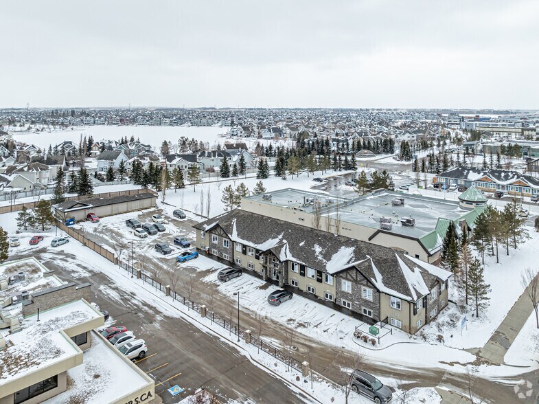 1289 91st St, Edmonton, AB à vendre - Aérien – Image 3 sur 4
