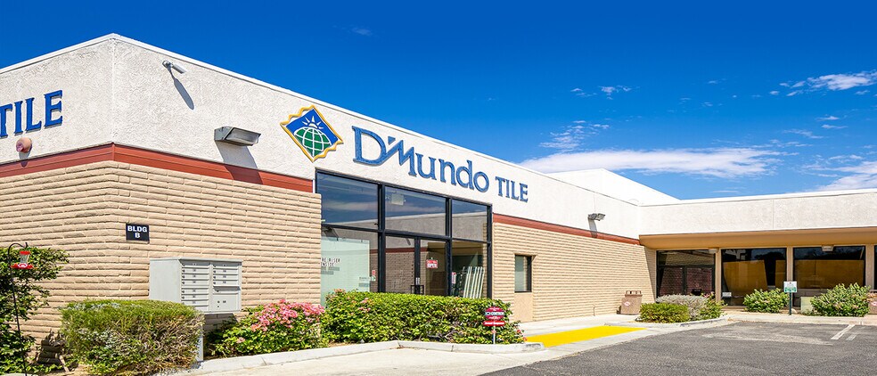 41900 Corporate Way, Palm Desert, CA à louer - Photo de l’immeuble – Image 3 sur 9