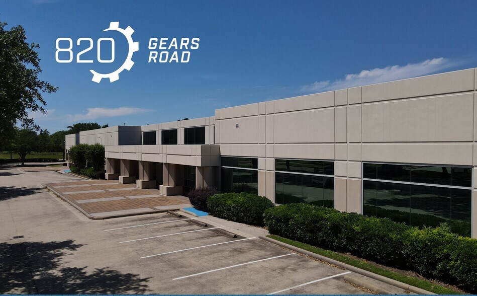 820 Gears Rd, Houston, TX à louer - Photo de l’immeuble – Image 1 sur 23