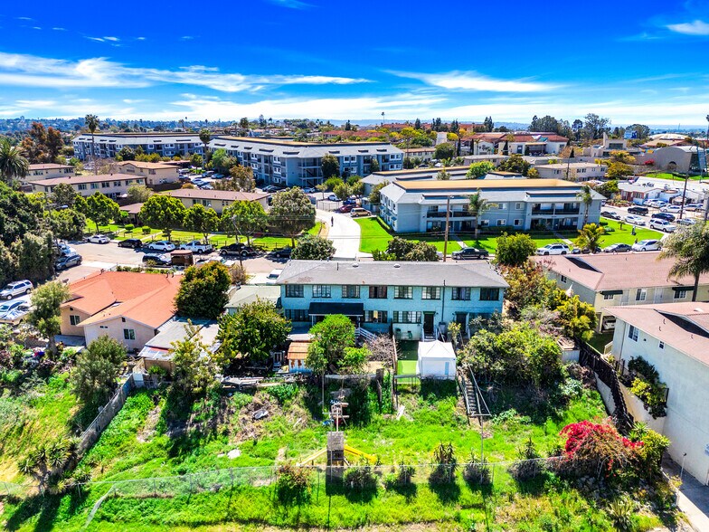 2201 Burroughs St, San Diego, CA à vendre - Photo de l’immeuble – Image 2 sur 16