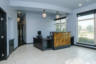 750 William D Fitch Pky, College Station, TX à louer Hall d’entrée– Image 1 sur 24