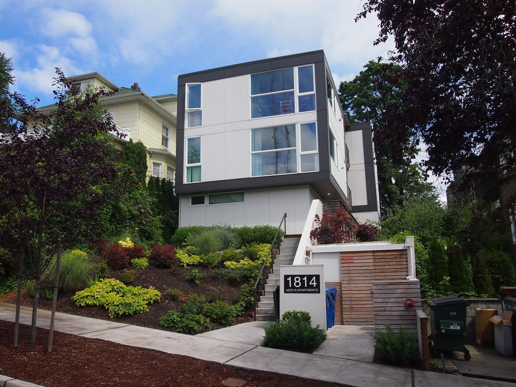 1814 E Denny Way, Seattle, WA à vendre Photo principale– Image 1 sur 17