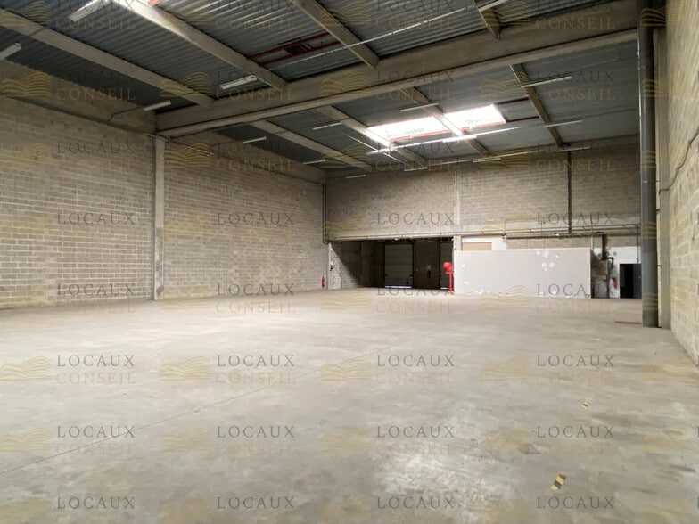 Bureau dans Herblay à louer - Photo de l’immeuble – Image 3 sur 6
