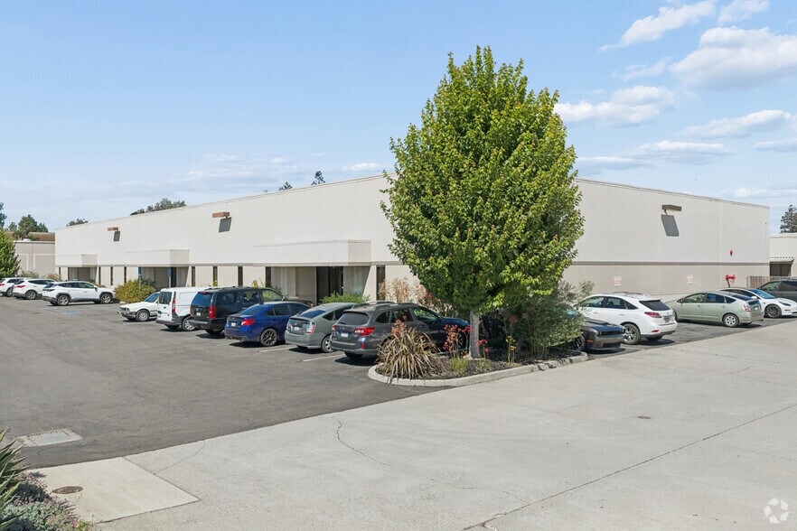 53A Bonaventura Dr, San Jose, CA à louer - Photo principale – Image 1 sur 22