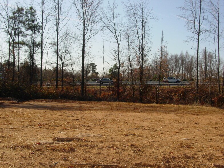 68 Pointe Cir, Greenville, SC à vendre - Photo principale – Image 1 sur 4